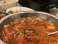 -焱焰鲜锅兔·佳味郑氏·自贡特色菜