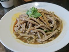 -东口码头·烧鸽子·鱼头泡饼·地方菜(金鹰悦城店)