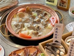 -阿婆情腊排骨火锅(金虹路店)