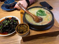 蒙自过桥米线-麦麦山云南菜(复地活力城店)