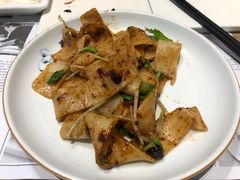 炸酱面-小大董·烤鸭(凤凰汇店)