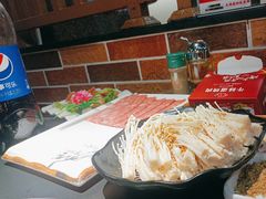 -牛味道炭火烤肉(湖前总店)