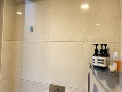 浴室-西安钟楼亚朵S吴酒店(钟楼东店)