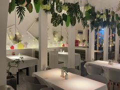 -春树下·树屋花房西餐厅(罍街AS1980店)