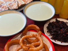 -聚首堂·特色小吃·肘子·炙子烤肉烤串(什刹海德胜门店)