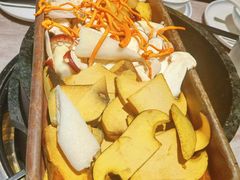 -野·大山里野生菌石锅土鸡(益田假日店)