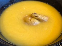 -鲜入围煮花胶鸡海鲜火锅