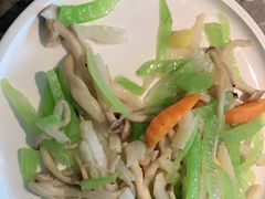 -前海沿·青岛菜(李沧万达店)