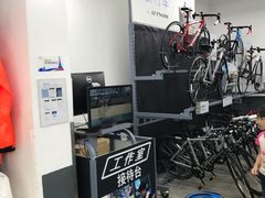-迪卡侬(南二环店)