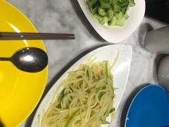 -渝信川菜 · 川味家常菜(财富购物中心店)