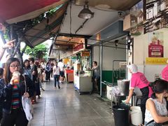 大堂-红大哥水门鸡饭(總店)