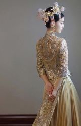 -莫小姐婚纱