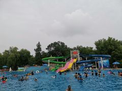 -青年湖公园水上世界