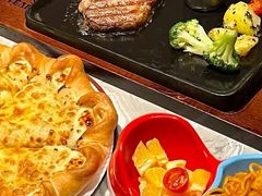 -必胜客(阿罗海店)