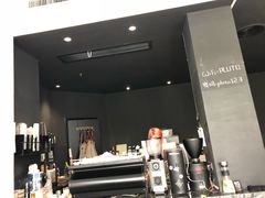 -UNI UNI(环亚凯瑟琳店)