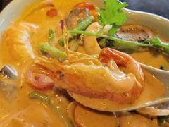 -大头虾越式风味餐厅(光明广场店)