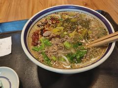 -云阿蛮云南生烫牛肉米线(奉贤路店)