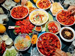 东北大拉皮-叶派龙虾•招牌香辣蟹·海鲜(中海国际店)