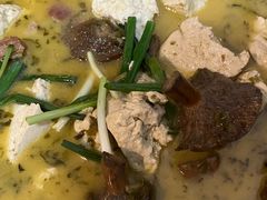 野蘑菇豆腐煲-东阳菜餐厅(世纪花城店)