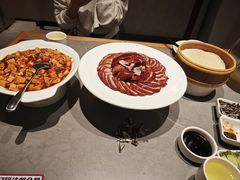 -褚记烤鸭·南京家常菜(雨花客厅店)