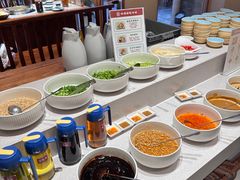 -四点金粥底火锅(沂州里店)