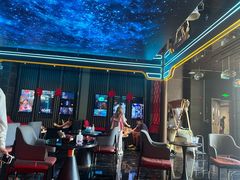 -屋有岛沉浸游戏旗舰店(中山公园店)