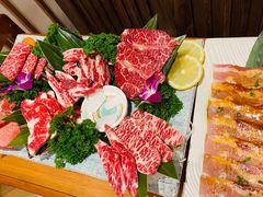 -明洞阿姨·韩式酱蟹烤肉·创意料理(三元桥店)