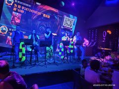 -演绎人生音乐餐厅