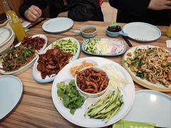 -合合春饼·酱骨·东北菜(潘家园店)