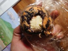 紫米肉松奶酪球-纯坊佳哥手作(江汉路店)