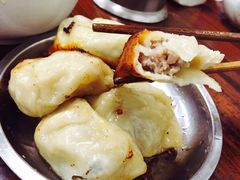 -黄阿姨锅贴大王(万航渡路店)