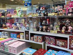 -泡泡玛特POPMART(世豪广场店)