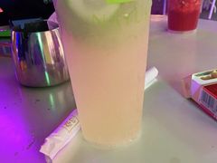 -奈雪的茶(华侨城创意园店)