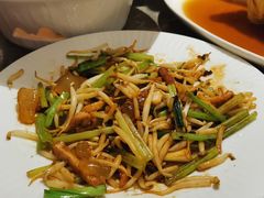 -闫府私房菜·百年鲁菜(恒隆店)