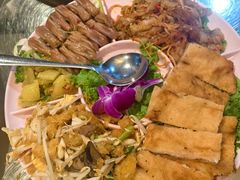 -光海鲜鱼翅餐厅(叻差拉披色路店)