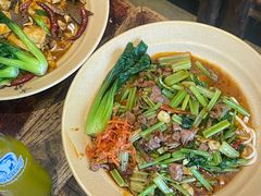 -方铲铲·成都板凳面(滨江银泰店)