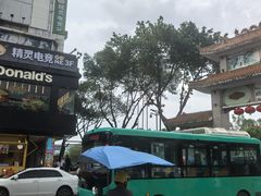 -麦当劳(龙洞店)