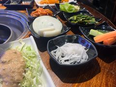 小菜-杀猪天·韩国烤肉(总店)