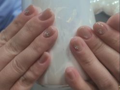 -爱纶美·美甲美睫半永久