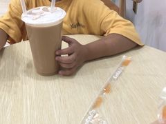 焦糖奶茶-CoCo都可(书店街)