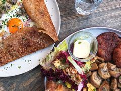 鸡蛋蘑菇熏肉荞麦可丽饼-RAC BAR(安福路店)