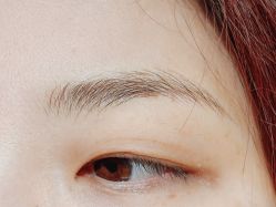-一个差评成就的纹眉店