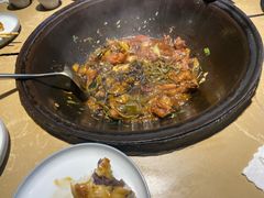 -万里闯关东铁锅炖菜馆(高新旗舰店)