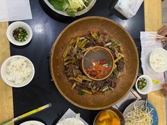 -牛喵喵铜锅牛肉馆