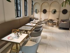 -Fridi Patisserie Cafe