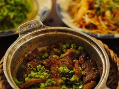 -Cuc Gach Quan Restaurant