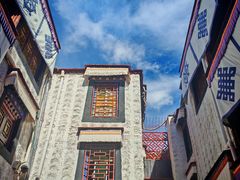 -八廓街-根敦群培纪念馆