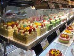 -罗森尼娜(德思勤店)