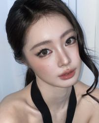 -明天见·化妆造型工作室