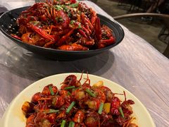 -巴厘龙虾·榜首油焖大虾(音乐学院·沿江酒馆店)